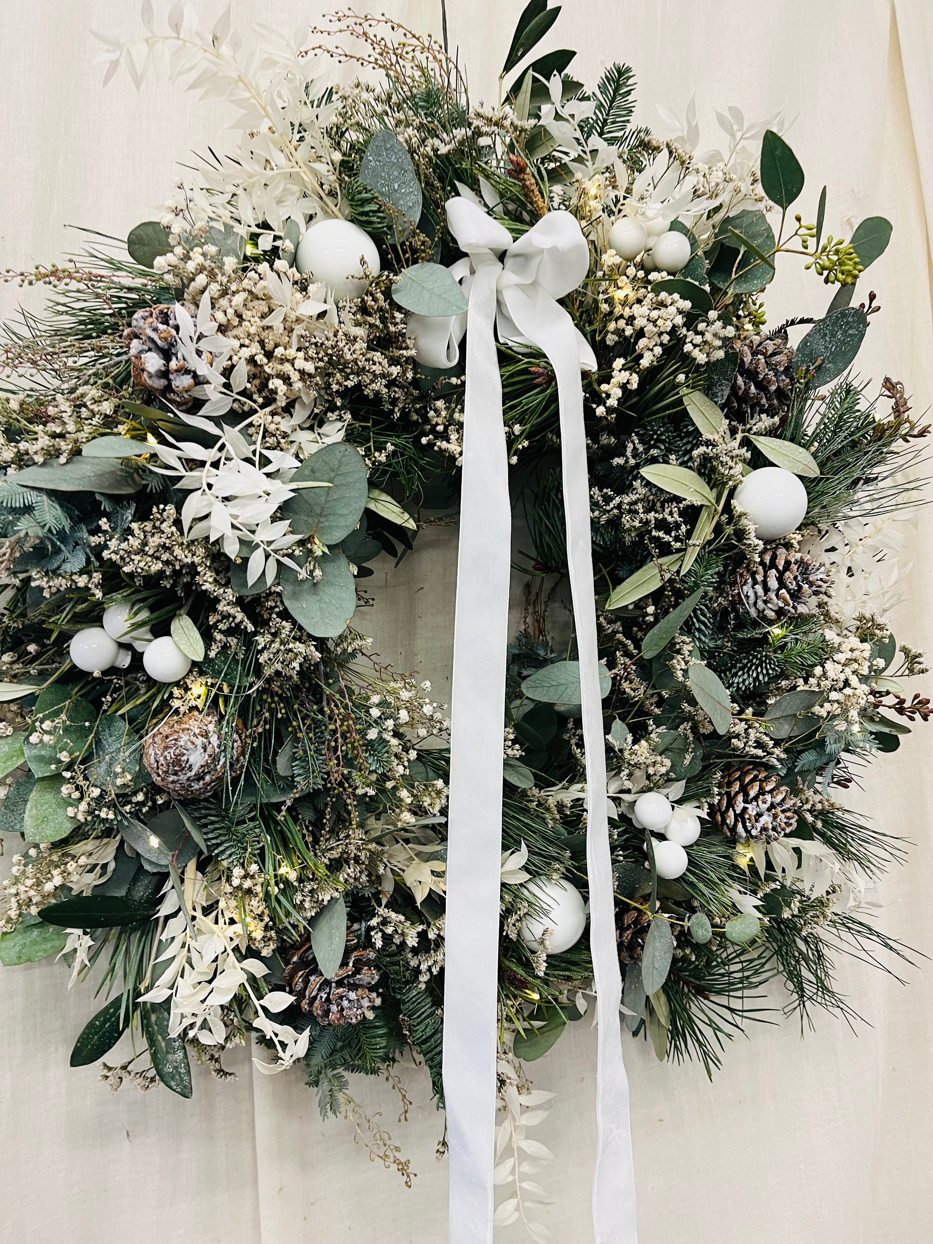 Snowy Winter White Wreath with lights