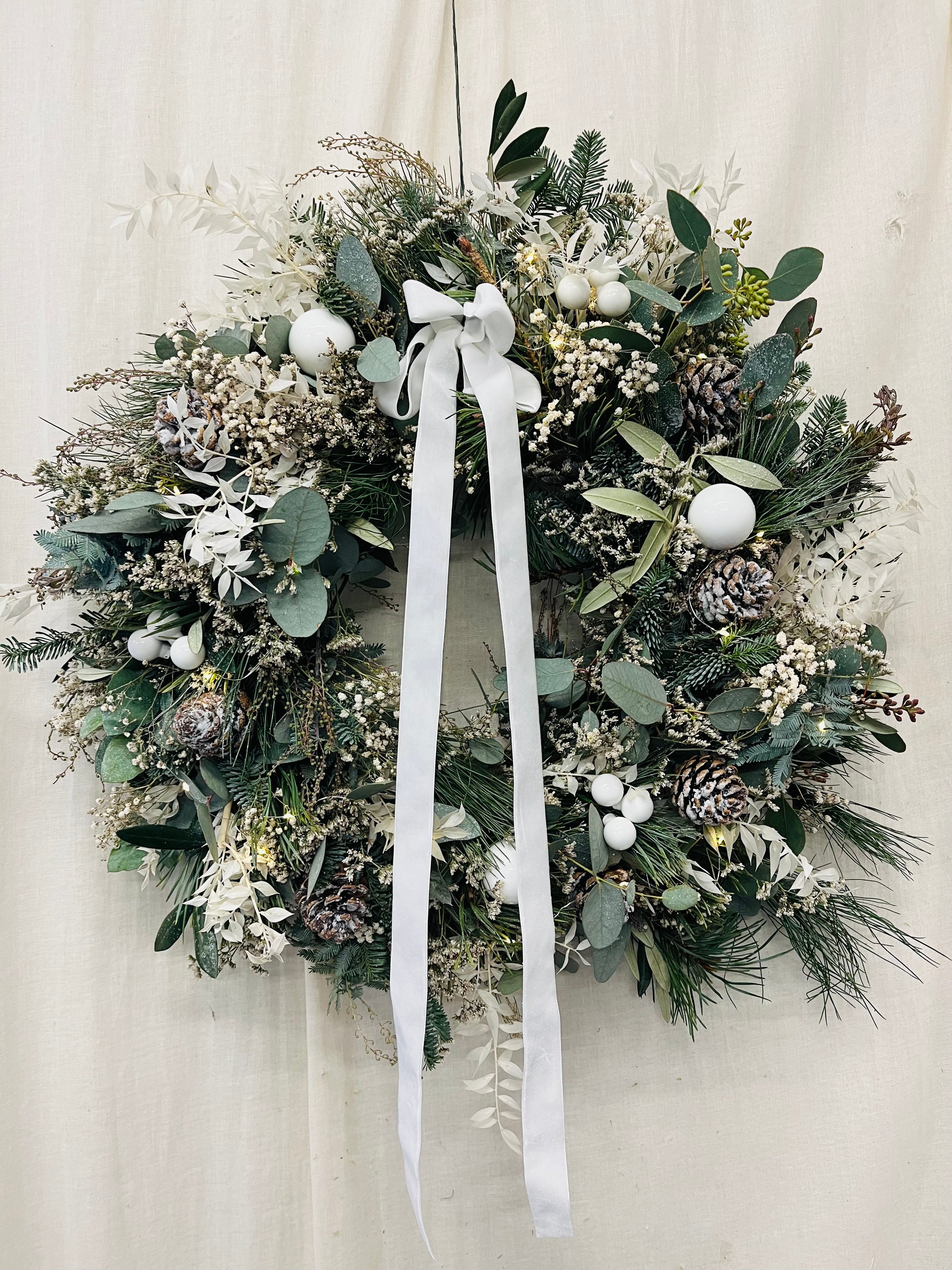 Snowy Winter White Wreath with lights