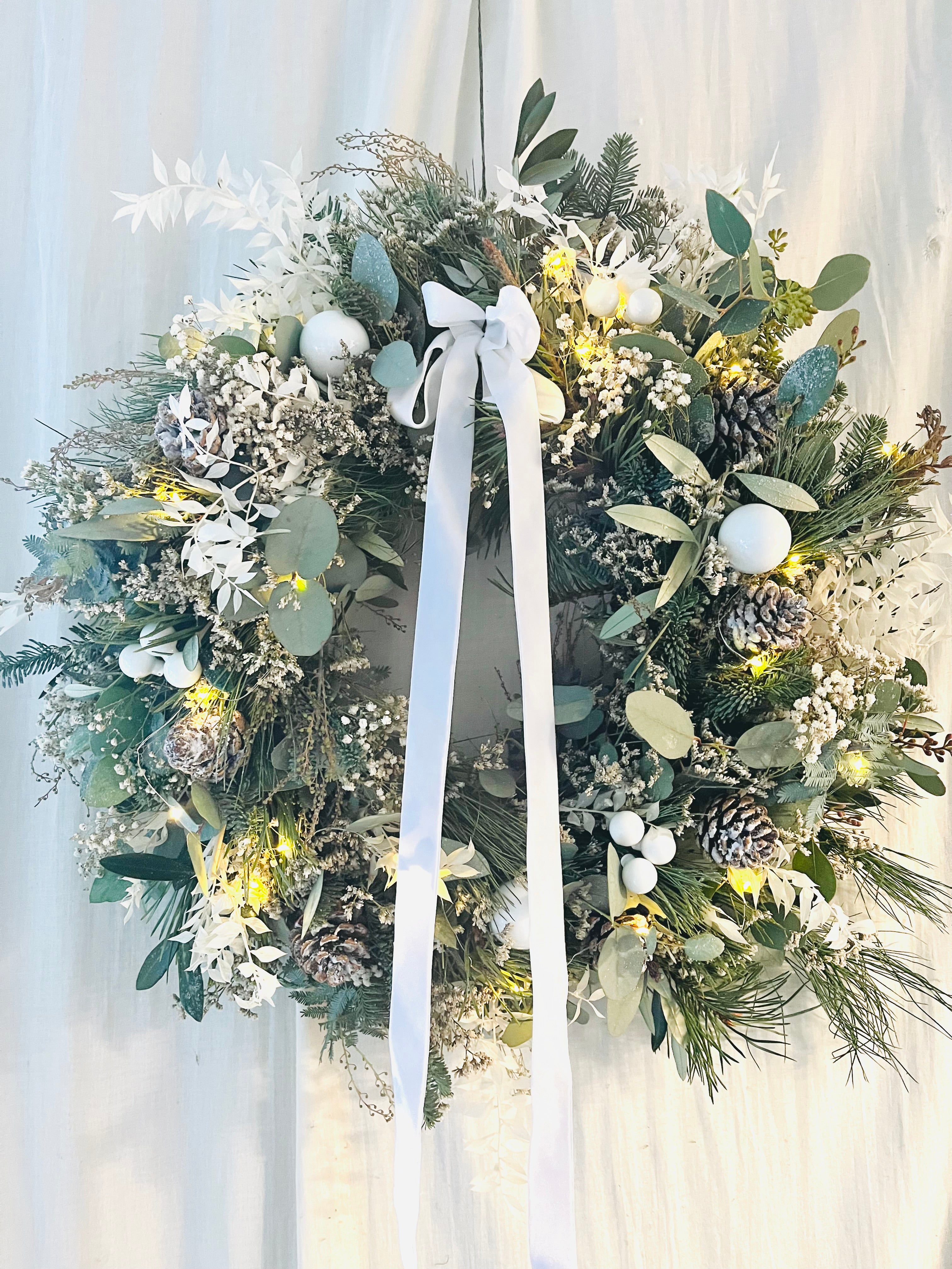Snowy Winter White Wreath with lights