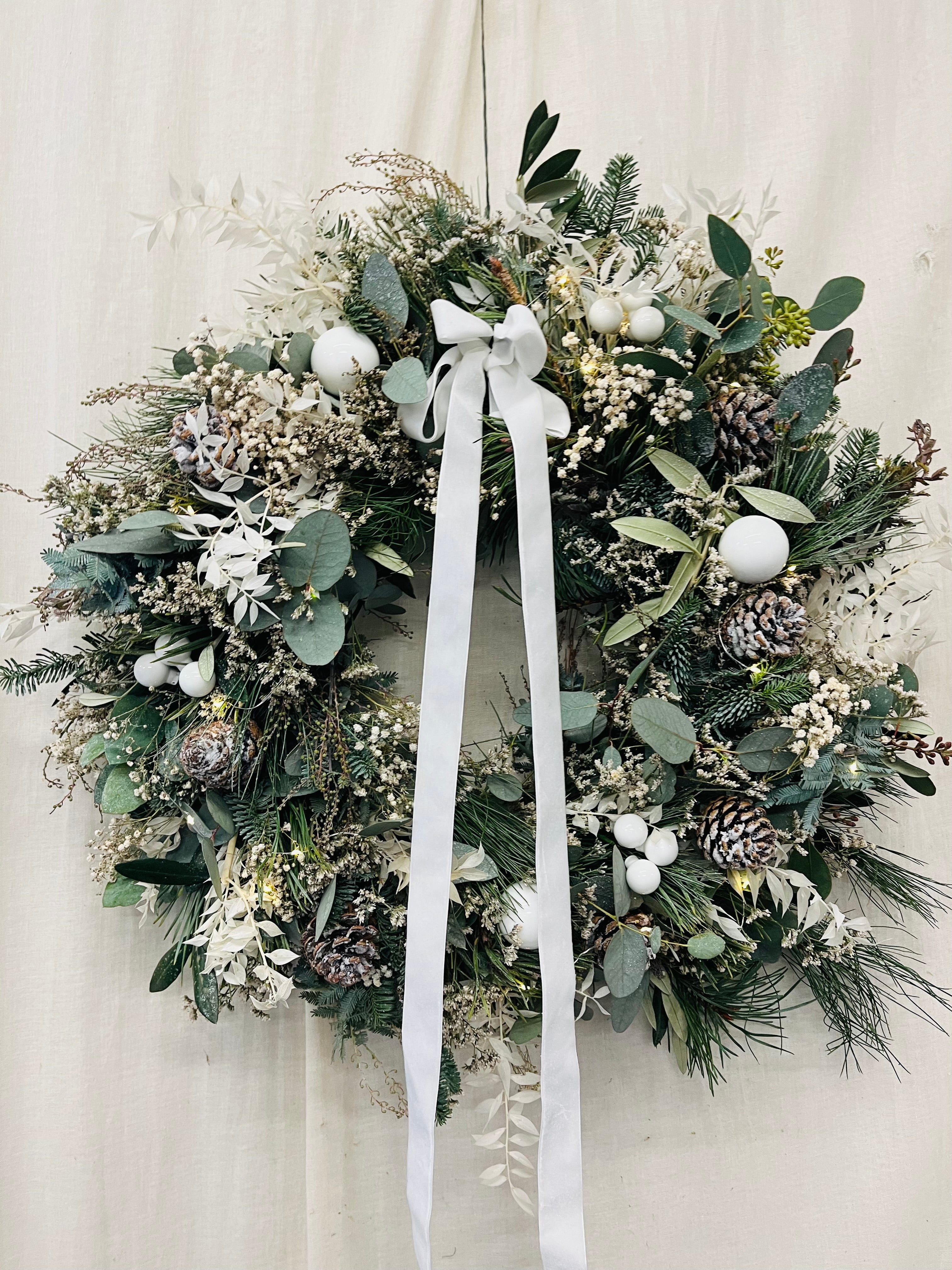 Snowy Winter White Wreath with lights