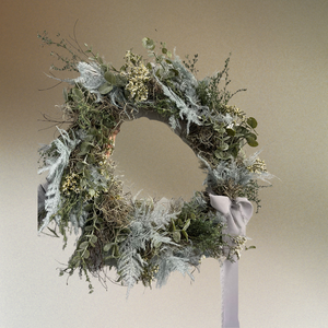 Tones of Grey Wreath