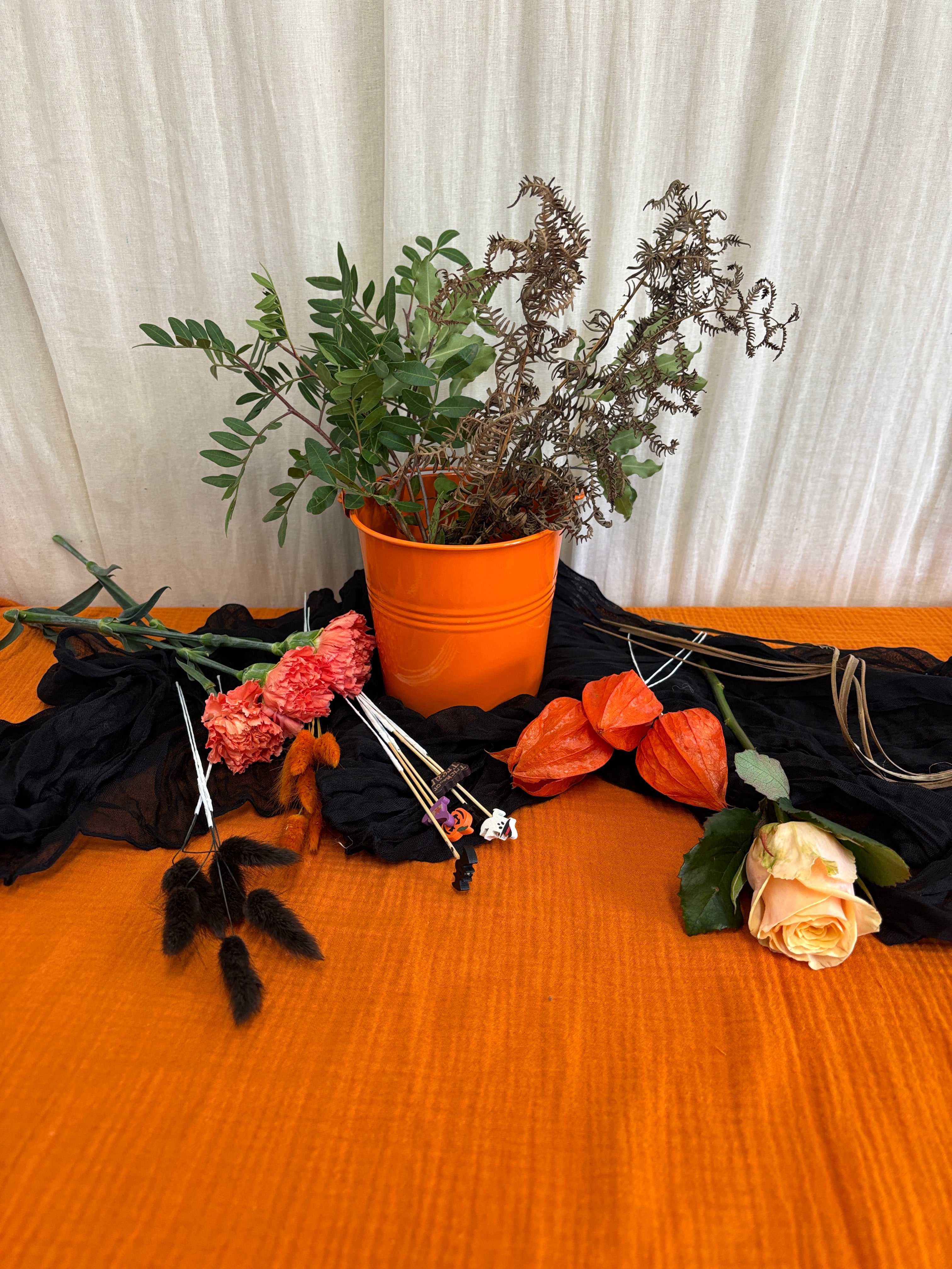 Kids’ Halloween Floral DIY Pot